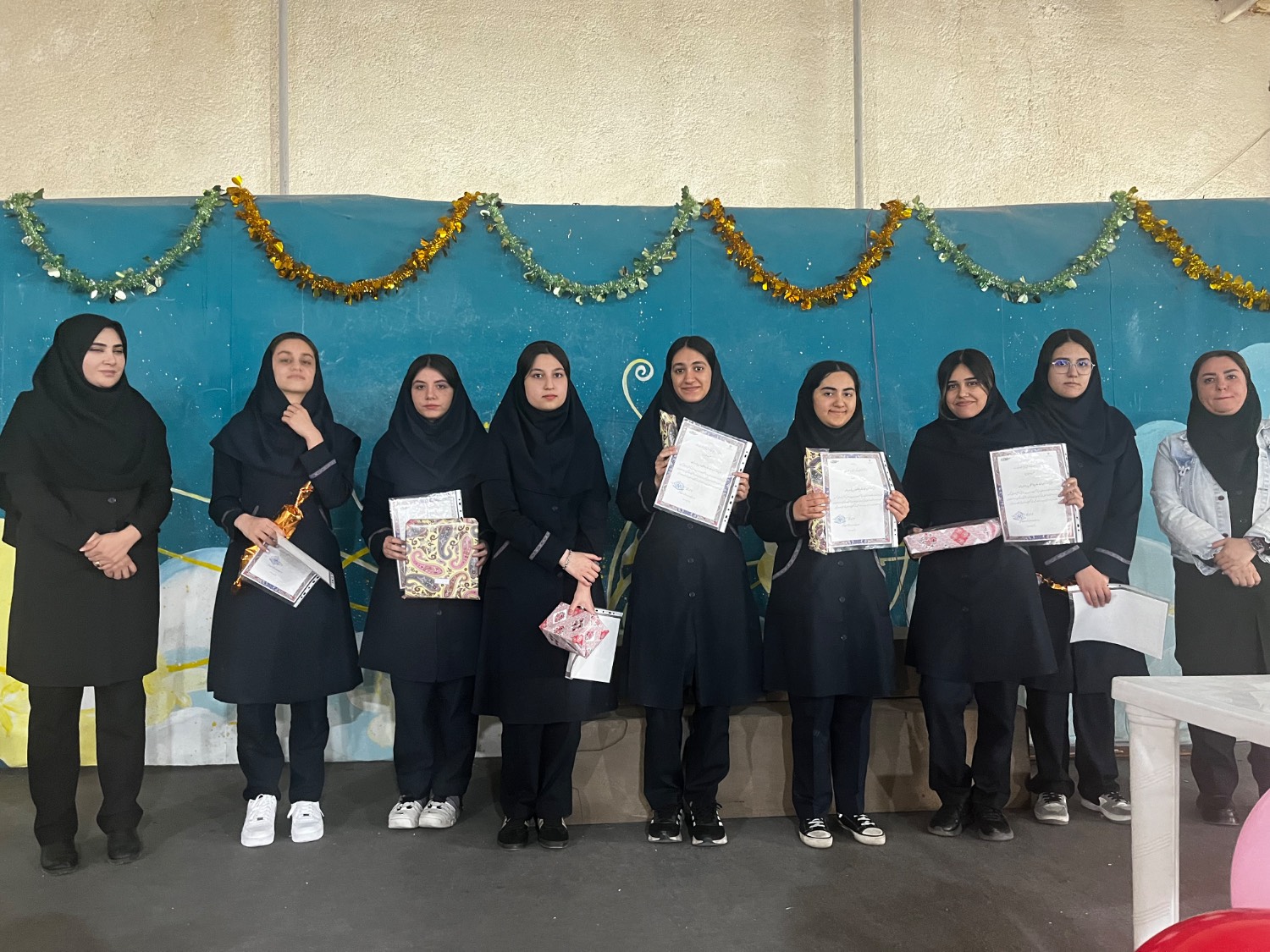 جشن پیشرفت درسی متوسطه دوره دوم سرای دانش واحد رسالت