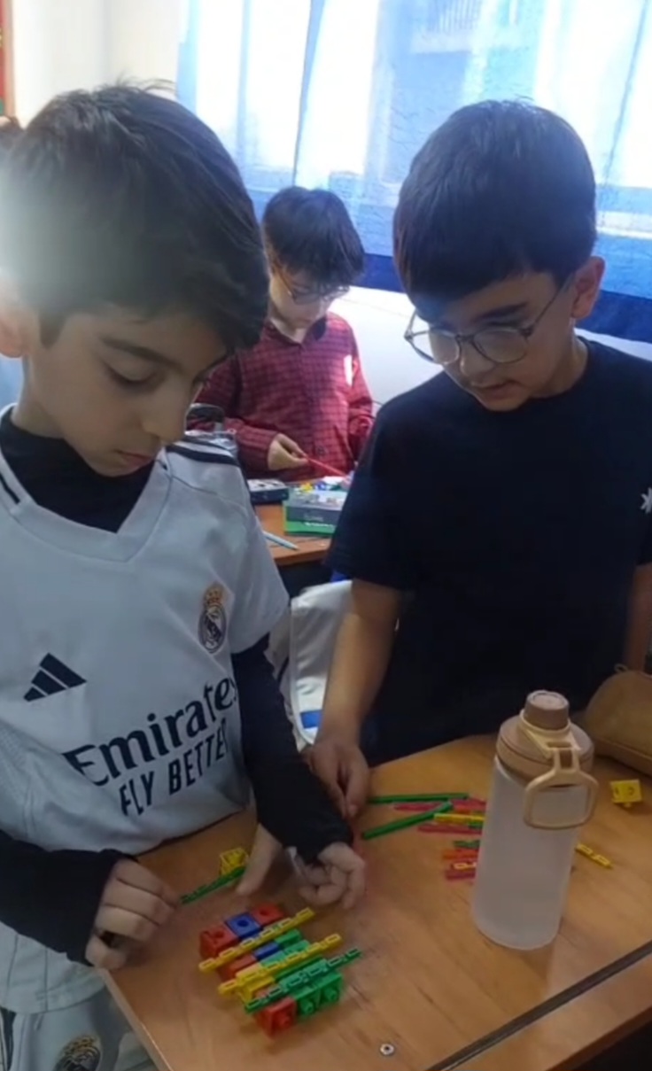 کاردرکلاس سوم (مرزداران) دست ورزی