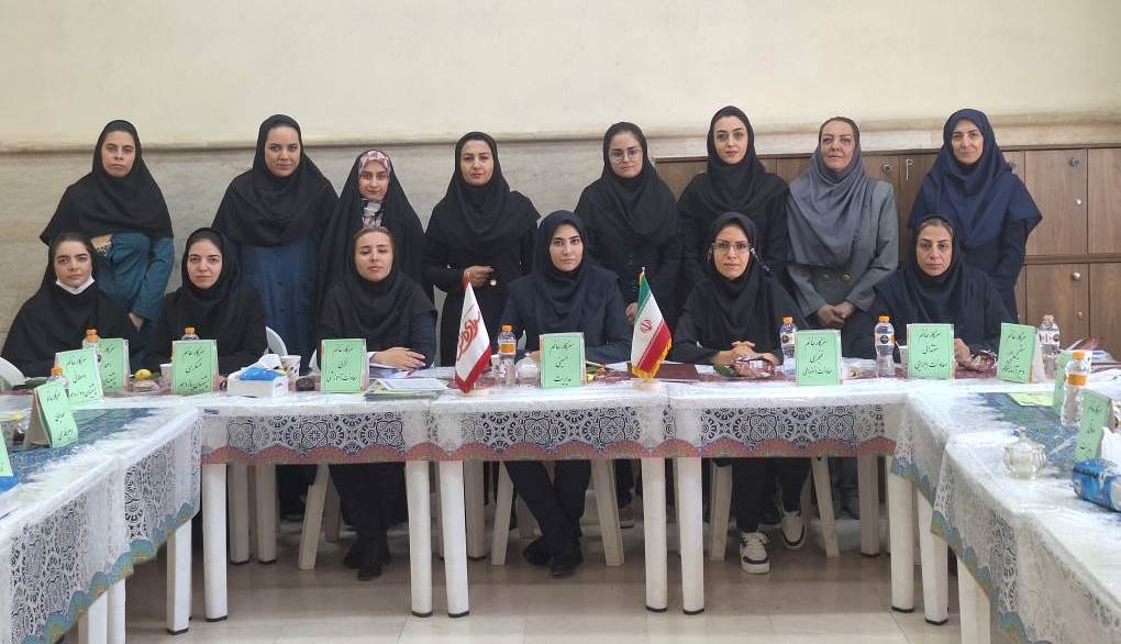 برگزاری جلسه شورای دبیران دبیرستان متوسطه دوره دوم سرای دانش